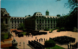 Maryland Annapolis U S Naval Academy Midshipmen In Fornation At Bancroft Hall - Annapolis – Naval Academy