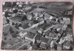 MELISEY Vue Aérienne - Le Centre De La Ville - Place Du Marché - La Mairie Et Les écoles - Mélisey