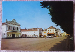 SAINT LOUP Sur SEMOUSE - Au Centre De La Ville, La Salle Des Fêtes - Saint-Loup-sur-Semouse