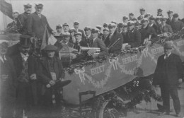 CPA 34 SERVIAN CARTE PHOTO SCENE DE CARNAVAL LA FANFARE AVEC LES INSTRUMENTS - Sonstige & Ohne Zuordnung