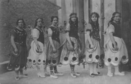 CPA 34 SERVIAN CARTE PHOTO SCENE DE CARNAVAL JEUNES FILLES PAPILLON - Sonstige & Ohne Zuordnung