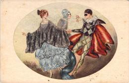 ILLUSTRATEUR Non SIGNE - Femme En Robe Noire Et Blanche Danse Avec Arlequin  - Carte Postale Ancienne - Sin Clasificación