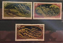 SOUTH AFRICA - MNH**  - 1973 - # 379/383  3 VALUES - Unused Stamps
