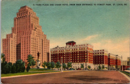 Missouri St Louis Park Plaza And Chase Hotel From Main Entrance To Forest Park 1945 - St Louis – Missouri