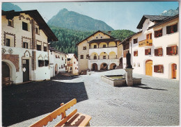 Scuol-Tarasp-Vulpera - Das Alpine Heilbad - Dorfplatz Scuol Mit Museum - Scuol