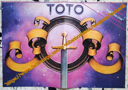 B230> < TOTO > Pagina Pubblicità Per Il 1° 33 Giri < TOTO > 1978 - Objets Dérivés