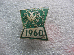 Insigne De Boutonniere De 1960 à Définir - Non Classés