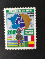 Bénin 1999 Mi. 1225 200 F Fauna Faune Horse Riding Cheval Hippisme Pferd Grand Prix De L'Amitié France Afrique - Horses