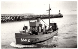 SAUNEUIL DE MONDE, N 42,  8/41 - Tugboats