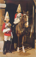 England London Whitehall Mounted Life Guards And Sentry - Whitehall