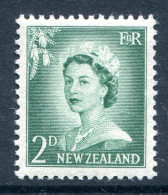 New Zealand 1955-59 QEII Large Figure Definitives - 2d Bluish-green - Ordinary Paper - HM (SG 747) - Ongebruikt