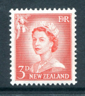 New Zealand 1955-59 QEII Large Figure Definitives - 3d Vermilion - White Paper LHM (SG 748b) - Unused Stamps