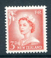 New Zealand 1955-59 QEII Large Figure Definitives - 3d Vermilion - White Paper LHM (SG 748b) - Unused Stamps