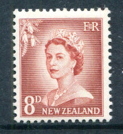 New Zealand 1955-59 QEII Large Figure Definitives - 8d Chestnut - White Paper - HM (SG 751) - Neufs