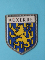 AUXERRE ( Chocolat LANVIN ) Blason > Villes De FRANCE ( 5 X 4 Cm. ) ! - Chocolate