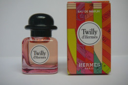 HERMES" TWILLY"  MINI EDP  7,5    ML   VOIR ET LIRE !! - Miniatures Femmes (avec Boite)