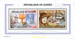 213291 MNH GUINEA 2002 PERSONAJES - Ragni