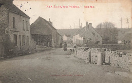 Asnières * Une Rue Du Village * Près Vezelay - Andere & Zonder Classificatie