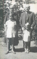 Romania Social History Vintage Family Souvenir Photo Postcard Two Generations Grandparents With Granddaughters - Genealogia