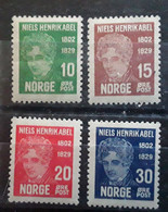 NORGE NORWAY NORVÈGE 1929 , Série Niels  Henrik ABEL Mathématicien  Yvert 141 / 144 Neuve * MH TB - Ongebruikt