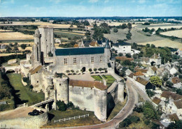 37 - Le Grand Pressigny - Vue Aérienne - L'ancien Château - Le Donjon (XIe Siècle) - La Tour Vironne (XVIe Siècle) - Le Grand-Pressigny