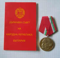 Bulgarie People's Republic Of Bulgaria Communist Commemorative Medal 100 Years Since The Birth Of Georgi Dimitrov /ds978 - Autres & Non Classés