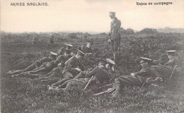 MILITARIA - Armée Anglaise - Repos En Campagne - Carte Postale Ancienne - Manovre