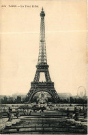 CPA AK PARIS 7e La Tour Eiffel. (241438) - Tour Eiffel