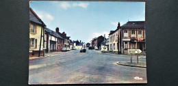 80 , Hornoy Le Bourg ,la Grande Rue En 1988 ......    Cpsm...gf - Hornoy Le Bourg