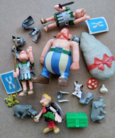 LOT De Figurines Et Accessoires + Livret Play Astérix   Astérix Et Obelix  De Play Astérix - Asterix & Obelix