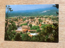 Cpsm/84 Robion Au Pied De La Montagne Du Luberon - Robion