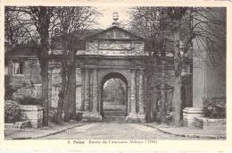 BELGIQUE - FOREST - Entrée De L'ancienne Abbaye - 1764 - Carte Postale Ancienne - Other & Unclassified