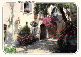 83 - Le Castellet - Ruelle Fleurie Du Vieux Village - Le Castellet
