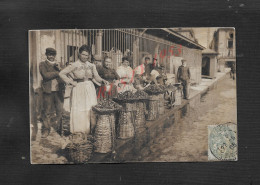 PÉCHE CARTE PHOTO OU POSTALE DE LUXE MARCHAND DE MOULE ECRITE DE DIEPPE  FEMMES & HOMMES : - Piazze Di Mercato