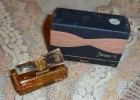 Deneuve --  Parfum 4 Ml 1/8 Fl Oz  - Plaque Dorée, Avec Boite, échantillon De Collection 1985 - Miniatures Femmes (avec Boite)