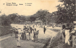 CONGO BELGE - Boma - Le Dimanche - Carte Postale Ancienne - Belgisch-Kongo