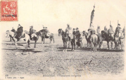 ALGERIE - Cavaliers Indigènes - Carte Postale Ancienne - Sonstige & Ohne Zuordnung