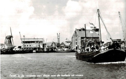 1964 TEXEL In De Vacantie Een Dagje Me De Kotters Uit Vissen - Texel