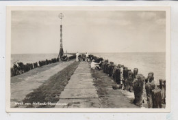 ZUID-HOLLAND - HOEK VAN HOLLAND, Noorderpier, Visser - Hoek Van Holland