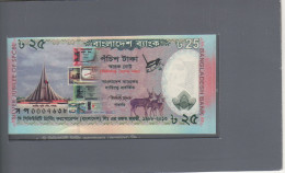 BANGLADESH   25  Taka  "Commemorative Issue"  P62    2013 "with Folder"   ( Bank Notes, Stamps, Deers, Magpie Robin ) - Bangladesh