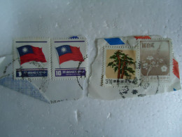 TAIWAN  USED 4N  ON PAPER   STAMPS  FLOWERS FLAG - Otros & Sin Clasificación