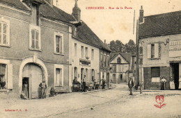 - CERISIERS (89) -  La Rue De La Poste  (bien Animée)   -25419- - Cerisiers