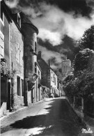 Vézelay * Rue , La Tour Gaillon Et Basilique De La Madeleine - Vezelay