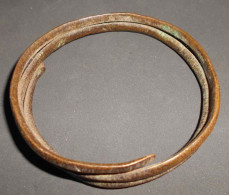 Congo Belge Ancienne Monnaie Bracelet Précoloniale Indigène 17e Siècle à Colonisation Katanga Cuivre 85 Gr - Sonstige & Ohne Zuordnung