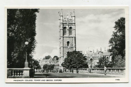 AK 131947 ENGLAND - Oxford - Magdalen College, Tower And Bridge - Oxford