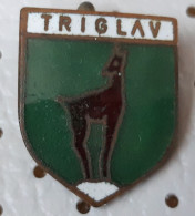 Triglav Alpinism, Mountaineering Slovenia Vintage Enamel  Pin - Alpinismus, Bergsteigen