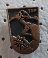 TRIGLAV National Park   Alpinism, Mountaineering Slovenia Ex Yugoslavia Pin - Alpinisme