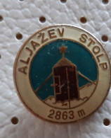 Triglav 2863 Aljazev Stolp Aljaz Tower  Alpinism, Mountaineering Slovenia  Pin - Alpinismo, Arrampicata