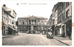 CPA Carte Postale  Belgique Saint Hubert Hôtel De Ville Et Monument Redouté   VM67176 - Saint-Hubert