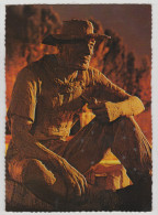 Australia QUEENSLAND QLD Jolly Swagman Statue WINTON Murray Views W1 Postcard C1970s - Sonstige & Ohne Zuordnung